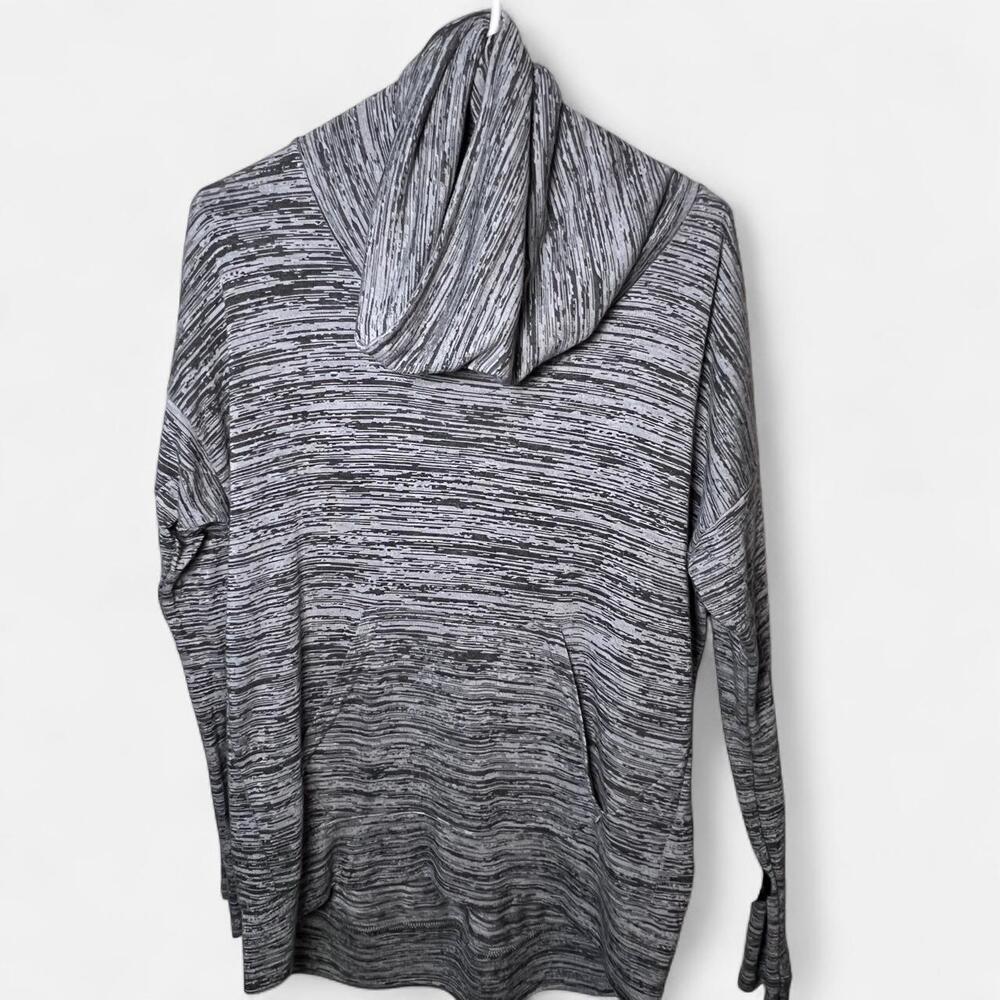 Bench - Women's Oversized Hoodie / Warmdown - Size Small